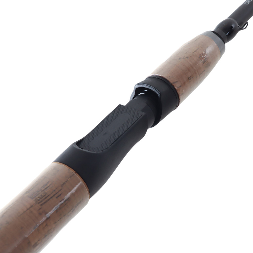 Shakespeare Crusader 30 Spinning Boat Combo with Line 6ft 6in 612lb