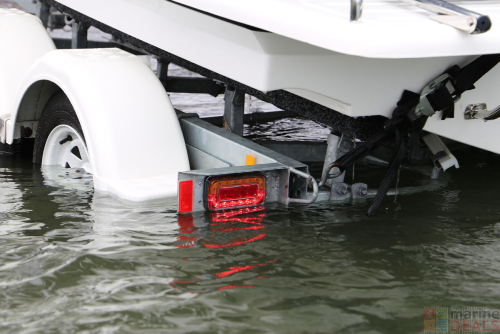 Buy NARVA Model 37 LED Submersible Trailer Lamp Kit 12V online at