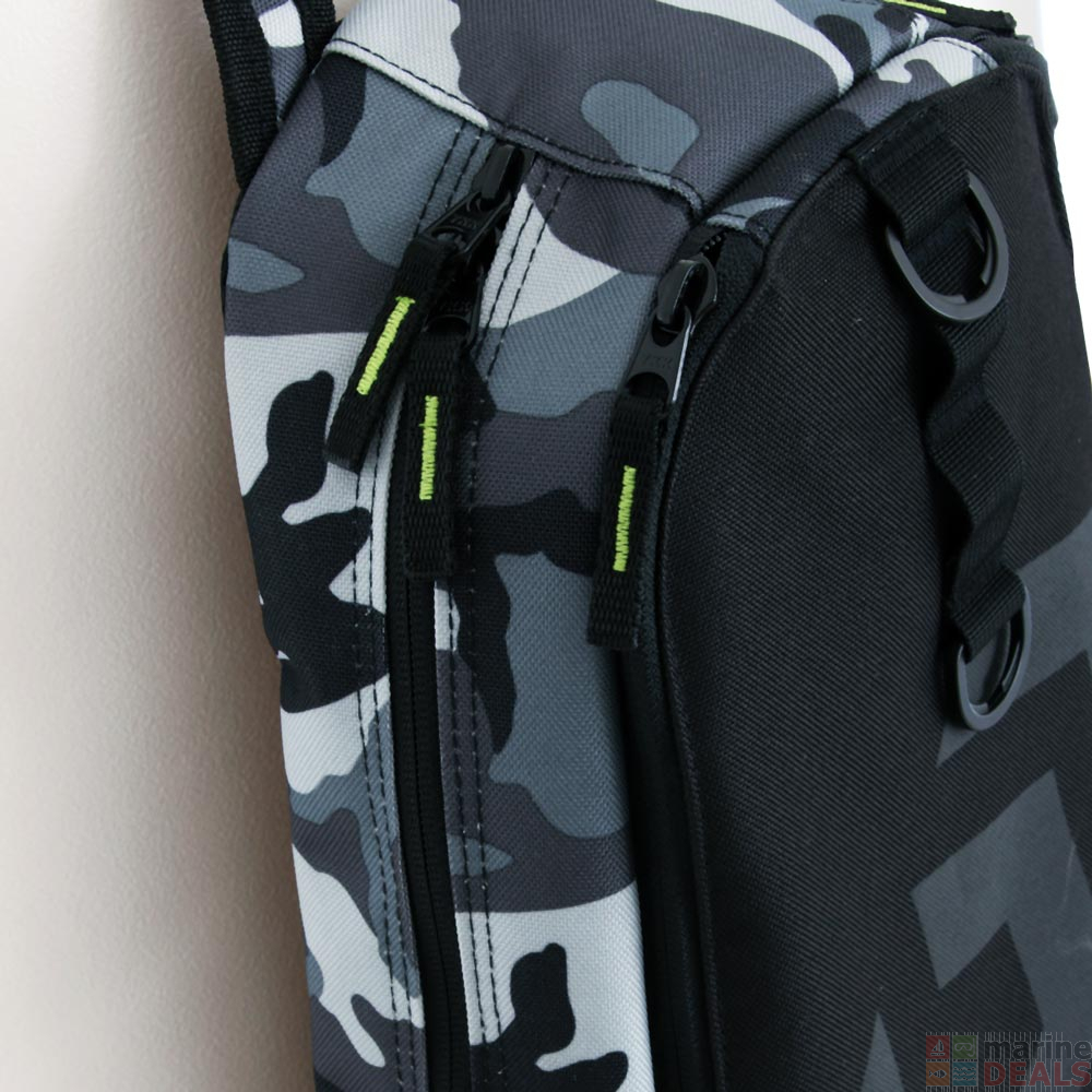 daiwa sling bag