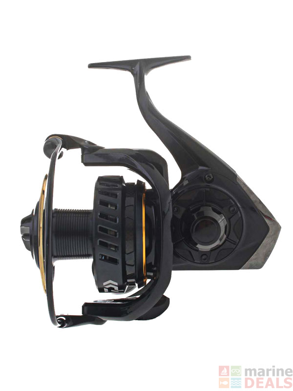 Buy Daiwa Saltiga Dogfight 8000 Reel online at MarineDeals.co.nz