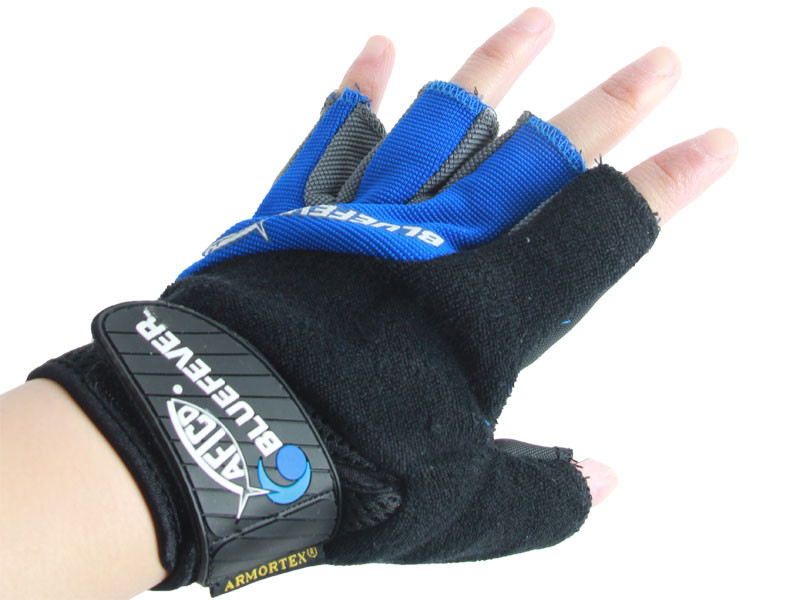 Buy AFTCO Bluefever Shortpump Jigging Gloves online at MarineDeals.co.nz