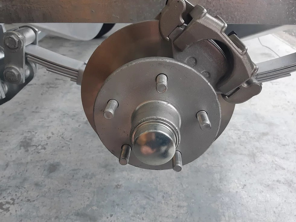 Buy Alloy Trailers 610 Hydraulic Brakes with SS Calipers and Rotors